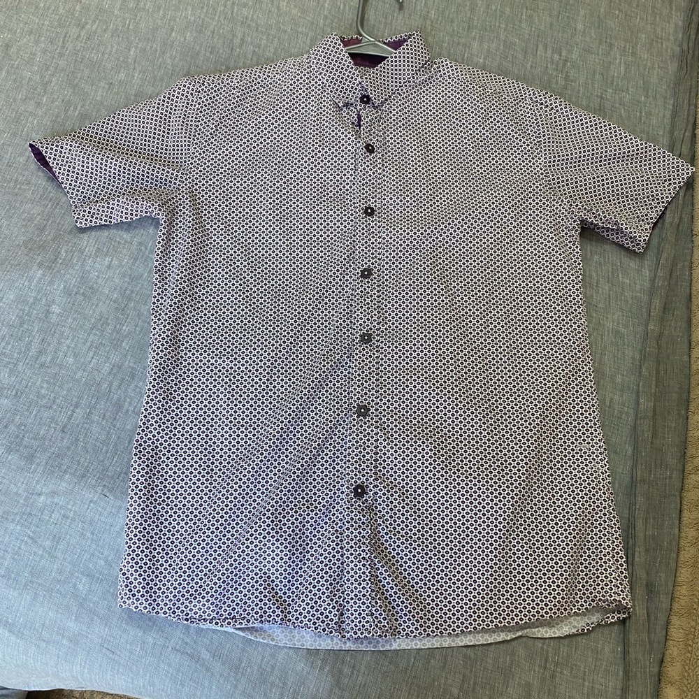 Casual Button Down Shirt with Polka Dot Pattern